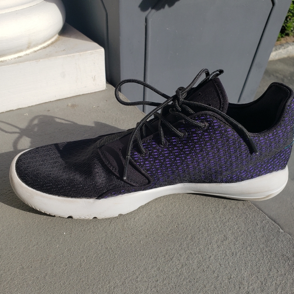 Jordan Sneakers - Picture 7 of 11